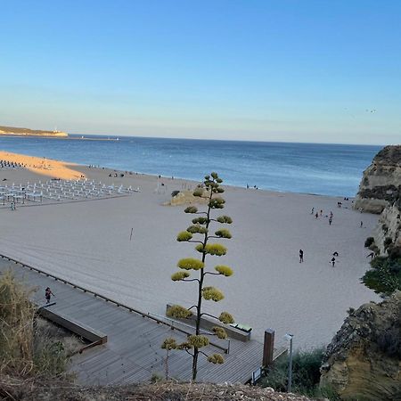 No More Snow, 300 M From The Beach, King Size Bed, Fast Wi-Fi Portimão Buitenkant foto