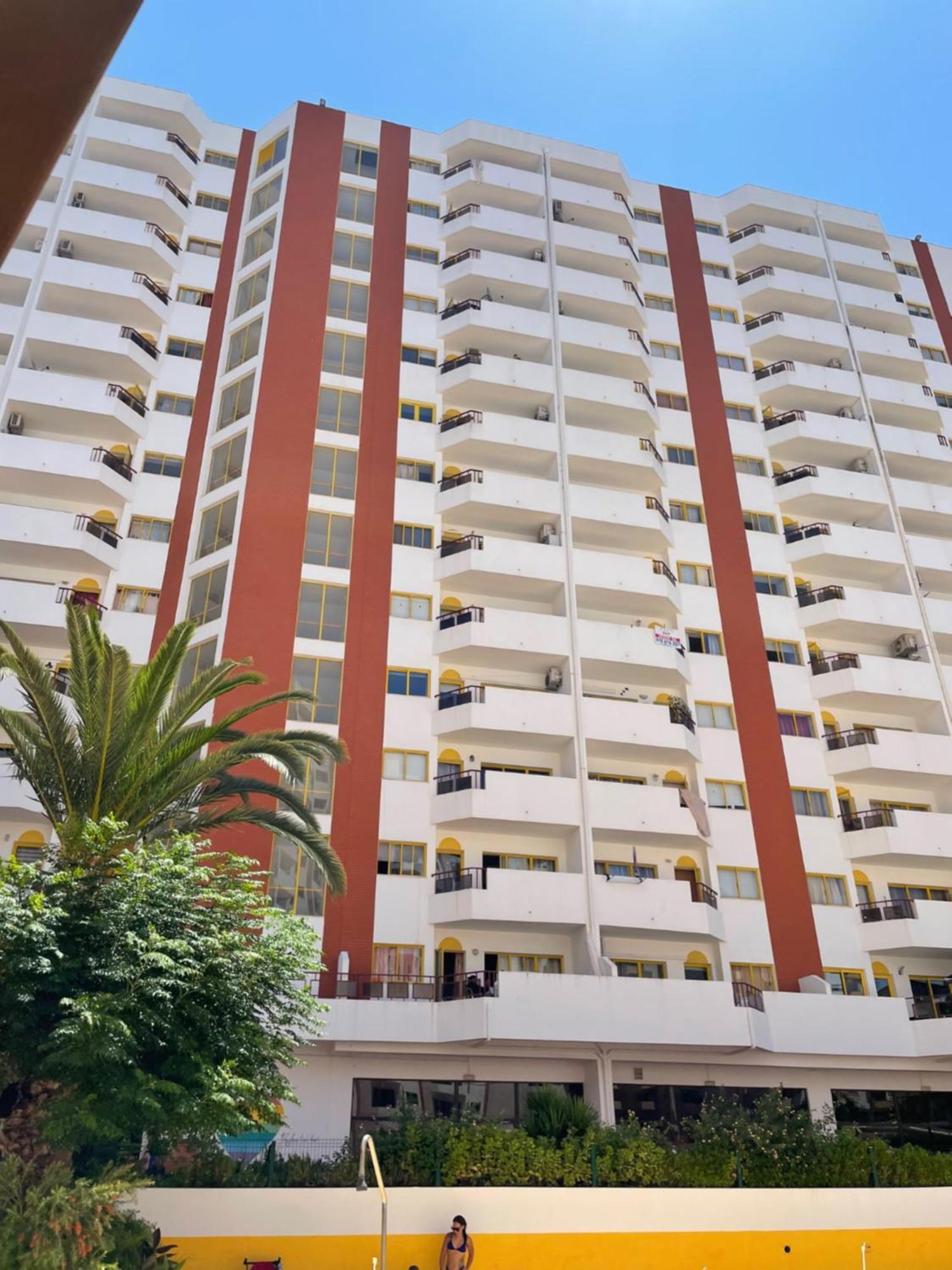 No More Snow, 300 M From The Beach, King Size Bed, Fast Wi-Fi Portimão Buitenkant foto